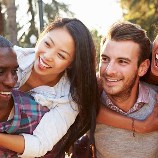 group-of-friends-having-fun.jpg group-of-friends-having-fun.jpg
